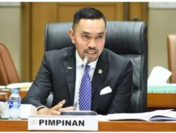 Rugikan 242 Korban Hingga Rp.97 Miliar, Ahmad Sahroni Desak Polri Terbitkan Red Notice Buru Direktur DNA Pro