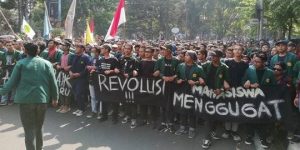 Mahasiswa NU Desak Jokowi Turunkan Harga BBM dan Minyak Goreng Serta Cabut Omnibus Law