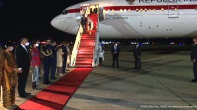 Kedatangan Jokowi Tak Disambut Pejabat AS, Deddy Yevri Sitorus: Wajar! Bukan Kunjungan Resmi Kenegaraan