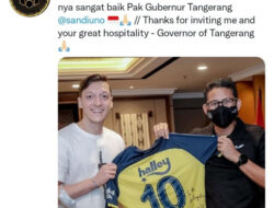 Mesut Ozil Salah Bikin Status, Sebut Sandiaga Uno Gubernur Tangerang