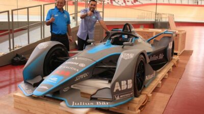 Ahmad Sahroni: Tak Ada Logo Sponsor Perusahaan Bir Saat Balap Formula E