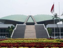 DPR Ajukan Rp.4,5 Miliar dari APBN Untuk Cat Dome Gedung Nusantara