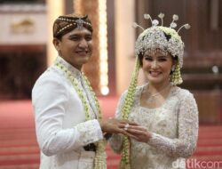 Masjid Istiqlal Jadi Saksi Bisu Pernikahan Masayu Clara dan Qausar Harta