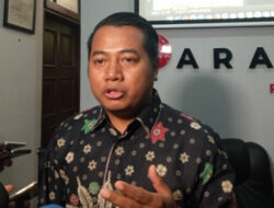 Adi Prayitno: Tak Bisa Tutup Mata, PDIP Tersinggung Karena Afiliasi Politik Jokowi Vulgar ke Ganjar