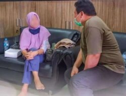 Rampas Mik Khatib Jumat dan Teriak-Teriak di Masjid Raya Mujahidin, Wanita Ini Disebut Sakit Jiwa