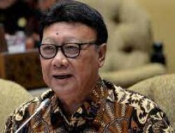 Alami Infeksi Menyebar Hingga Paru-paru, Menteri Tjahjo Kumolo Dirawat Intensif di RS