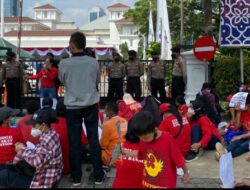 Sekelompok Orang Demo Soal PKH Jakarta, Tuding Anies Baswedan Tak Empati Pada Orang Miskin