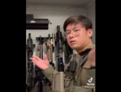 Viral! Pemuda Ini Pamerkan Senjata AK Alfa Gun Hingga Senapan Serbu HK 416 di Lemarinya