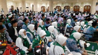 Masa Tunggu Capai 97 Tahun, Mungkinkah Umat Muslim Indonesia Bisa Naik Haji?