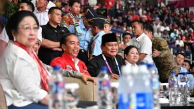 Mega Dibayangi Kudeta Merangkak, Prabowo Nguber Layangan Putus…