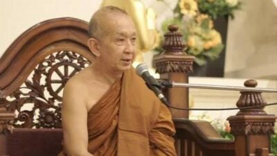Jika Tarif Rp.750 Ribu, Sampai Mati Umat Buddha Takkan Bisa Naik Ke Borobudur