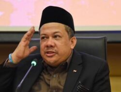 Fahri Hamzah: Menteri Main 2 Kaki Karena Presiden Makin “Lame Duck”