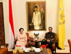 Junimart Girsang: PDIP Bisa Pecat Jokowi Jika Melawan Partai