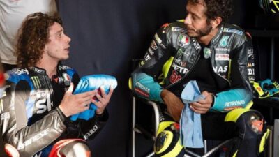 Anak Didik Valentino Rossi Naik Podium Pertama Kali di MotoGP Belanda 2022, Ayahnya Menangis Haru