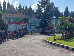 Ribet Pakai Aplikasi, Warga Kota Bandung Akhirnya Isi Pertalite di Cimahi