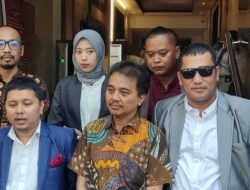 Roy Suryo Jadi Tersangka Kasus Meme Stupa Borobudur Mirip Jokowi