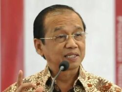 Kasus Korupsi Besar Tak Dibongkar Tuntas, Busyro Muqoddas: Salut! Jokowi Berjasa Bikin Stroke dan Lumpuh KPK