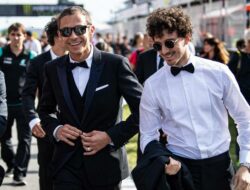 Prihatin Anak Didiknya Kesulitan di MotoGP 2022, Valentino Rossi: Semoga Francesco Bagnaia Segera Bangkit