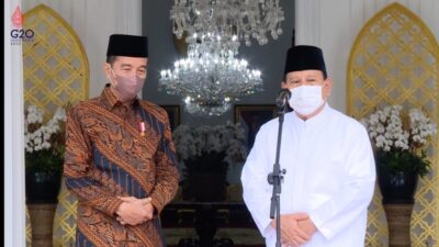 Prabowo Puji Jokowi, Ikhwan Arif: Sinyal Kuat Minta Dukungan Maju Pilpres 2024