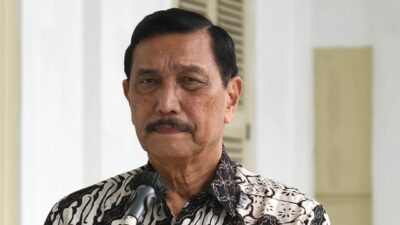 Menko Luhut: Jangan Bohongi Rakyat, Indonesia Salah Satu Negara Dengan Utang Terkecil di Dunia
