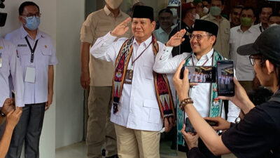 Daftar ke KPU, Cak Imin Mohon Doa Para Kiai Agar PKB Menang Pemilu 2024