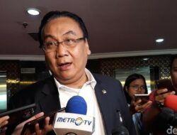Bambang Wuryanto Sentil Mahfud MD: Menteri Koordinator Atau Menteri Komentator?