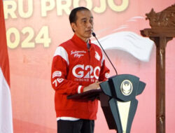 Jokowi Seolah-olah Presidennya Relawan Bukan Presiden Seluruh Rakyat Indonesia