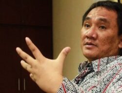 Protes Harga BBM Naik, Andi Arief: Mahasiswa Kumpulkan Rakyat Dari Pasar Senen Sampai Pasar Minggu