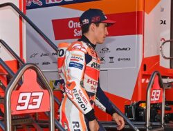 Marc Marquez Kesakitan Saat Tes Tengah Musim di Misano, Batal Comeback di MotoGP Aragon 2022?