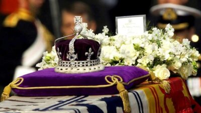 India Minta Berlian Kahinoor di Mahkota Ratu Elizabeth II Dikembalikan