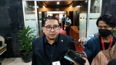 Ajak TNI Protes Effendi Simbolon, Fadli Zon: Dudung Arogan dan Tak Bijak Untuk Seorang Jenderal