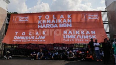 Buruh Ancam Demo Sebulan Penuh dan Mogok Kerja Tuntut Harga BBM Turun