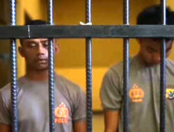 Nekat Jilat Kue Ultah TNI, 2 Polantas Polda Papua Barat Kini Meringkuk di Sel Tahanan