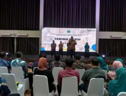Anies Baswedan: Pemimpin Sesungguhnya Yang Terdepan Bersama Masyarakat