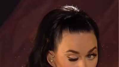 Heboh Mata Kanannya Tertutup Sendiri Saat Konser, Ini Klarifikasi Katy Perry