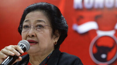 Hentikan Manuver Ganjar, Megawati Didesak Segera Tetapkan Puan Capres PDIP