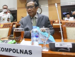 Mahfud MD: 86 Persen Dari Ribuan Koruptor Indonesia Adalah Lulusan Perguruan Tinggi