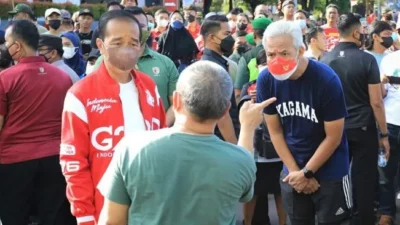 Rocky Gerung: Jokowi Mulai Khawatir Ganjar Kalah Head to Head Dari Anies