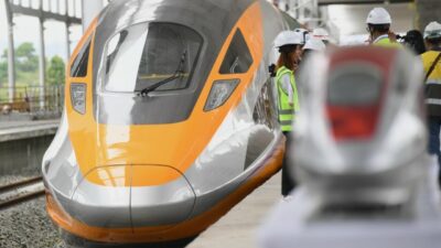 Biaya Kereta Cepat Jakarta-Bandung Bengkak Hingga Rp.22,6 Triliun, Ini Penjelasan Wamen BUMN