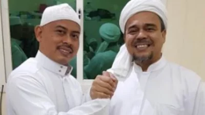 LDNU Anti Wahabi, Slamet Ma’arif: Naik Haji ke Jombang Aja, Jangan ke Arab Saudi!