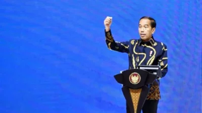 Alfian Tanjung Singgung Dokumen Ijazah Jokowi: Kalau Tak Ada Masalah, Tunjukkan saja yang Asli