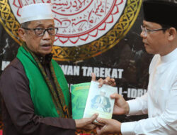 Sowan ke KH AGH Baharuddin, Mardiono Dipesankan Agar Kader PPP Selalu Cinta Ulama
