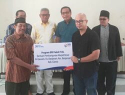 Agun Gunandjar Sudarsa Bantu Pembangunan 2 Masjid di Banjarsari Ciamis