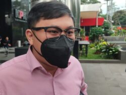 6 Jam Diperiksa KPK, Sekjen Jokpro Timothy Ivan Triyono Tetap Ngotot Jokowi 3 Periode