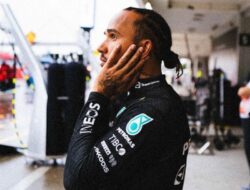 Terseok-seok di F1 2022, Lewis Hamilton Desak Mercedes Berjuang Lebih Keras Musim Depan