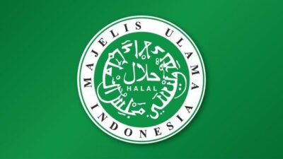 MUI Minta Kapolri Cegah Perusahaan Paksa Karyawan Muslim Pakai Atribut Natal
