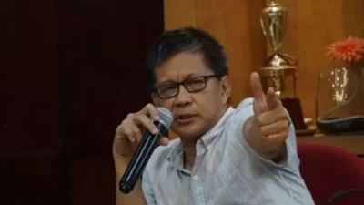 Ongkos Haji Dinaikkan, Rocky Gerung: Uang Calon Jemaah Dipakai Untuk Krisis Ekonomi