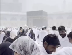 Viral! Video Salju Turun di Masjidil Haram, Arab Saudi Pastikan Hoaks