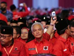 Redupnya Ganjar di HUT Ke-50 PDIP, Dicuekin Megawati, Tak Dapat Tumpeng dan Duduk Berdesakan