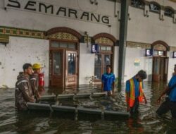 Gubernur Jateng Sibuk Capres, Korban Jiwa Banjir Semarang Terus Berjatuhan